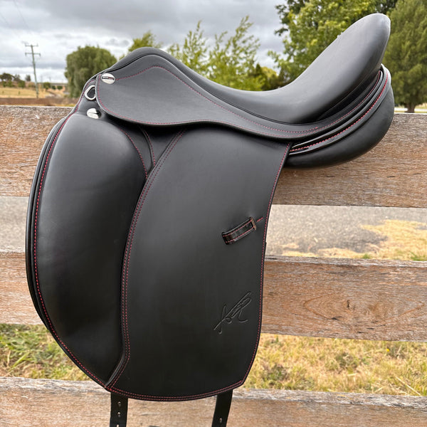 Erreplus Adelinde Dressage Saddle, 17" Ex demo Second hand