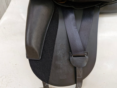 Loxley adjustable tree dressage saddle, 17"