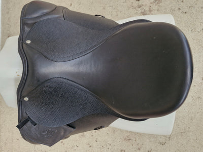 Loxley adjustable tree dressage saddle, 17"
