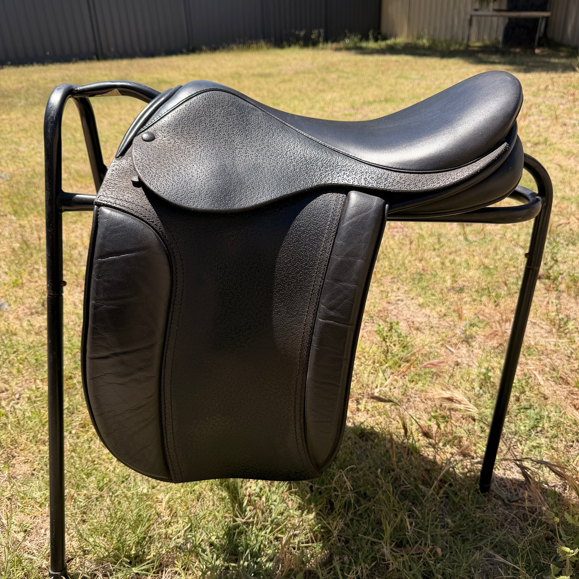 Black Country Classic Show Saddle Black Leather 16.5 used for sale