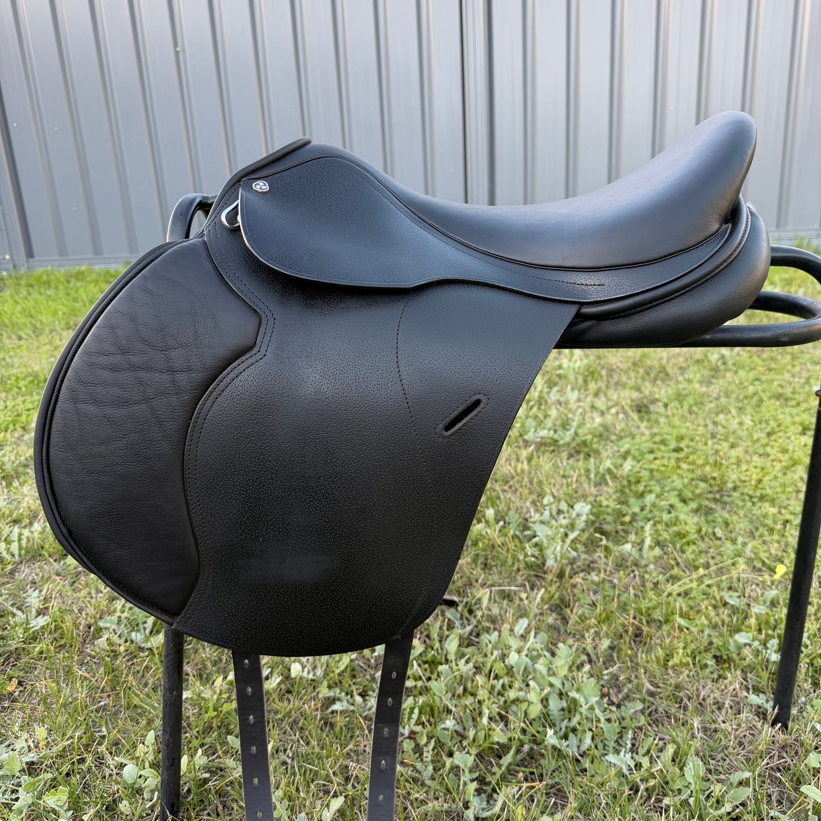Cavaletti Collection GP Saddle 17" Black