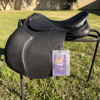 Cavaletti Collection Jump Saddle 16.5" Black