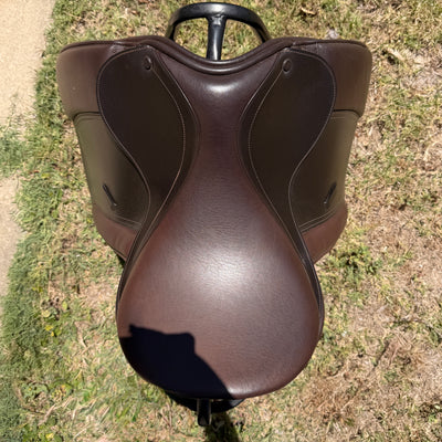 Adam Ellis Pennine Show Saddle 17"