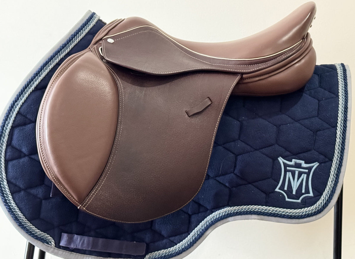 Loxley Dual Flap Jump Saddle 17.5"